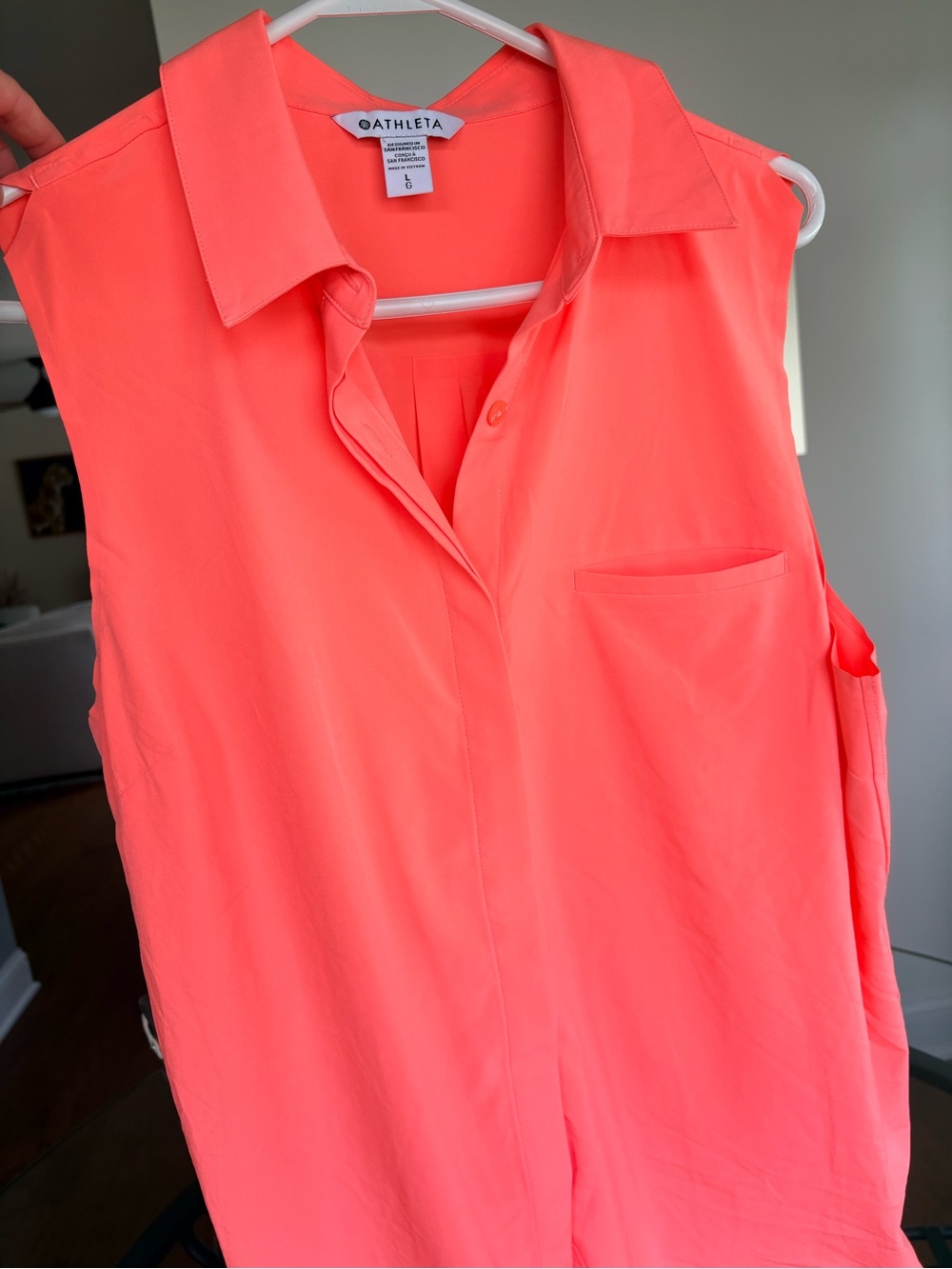 Athleta Urbanite Sleeveless Collared Button Up Blouse in Coral Sunset Glow Large - Picture 6 of 7